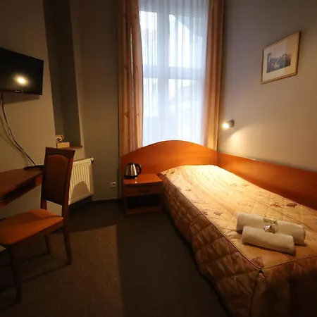 Nasz Klub - Goscinne Couette-café 3*