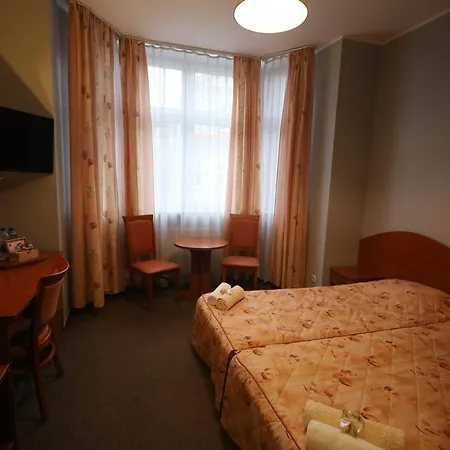 Nasz Klub - Goscinne Bed & Breakfast Poznań