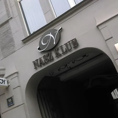 Nasz Klub - Goscinne 3* بوزنان
